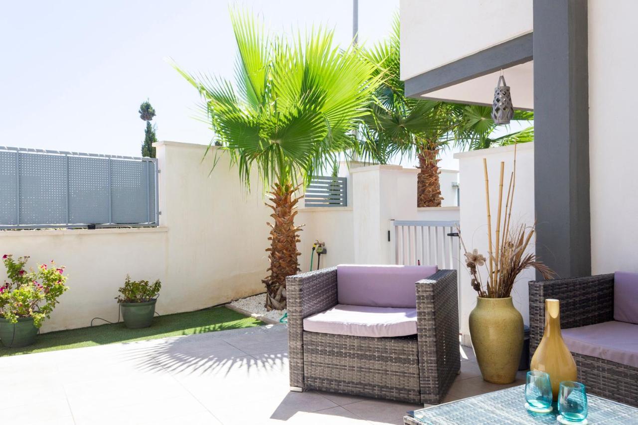 Bungalow Pink Garden Oriola  Exterior foto